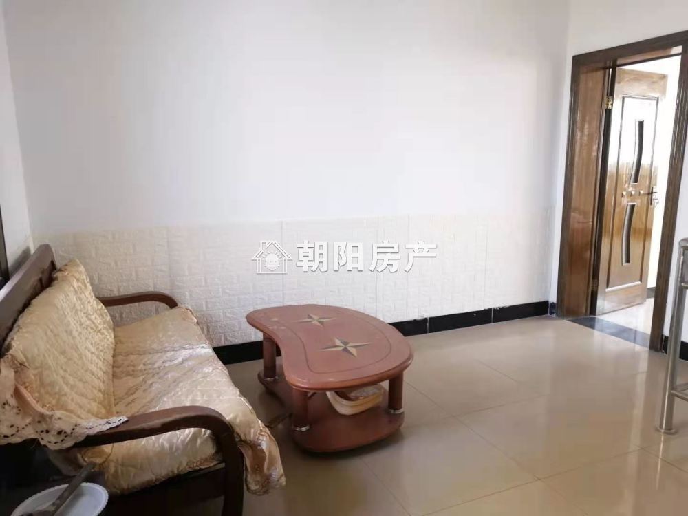 海达花园 136平 南向三室二厅 精装高楼层 单价2500元/平