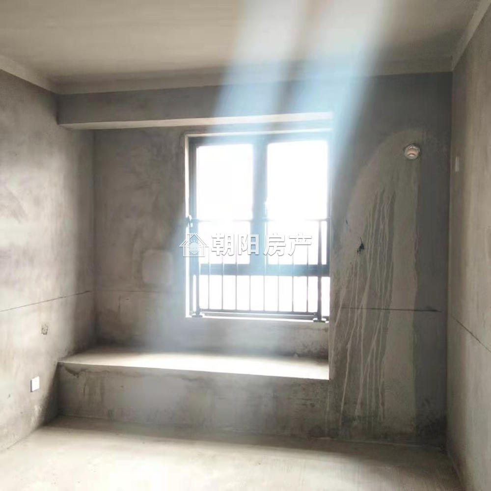 金地天悦 99平 南向三室二厅 毛坯 交通便利 随时看房