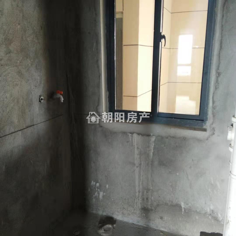 金地天悦 99平 南向三室二厅 毛坯 交通便利 随时看房