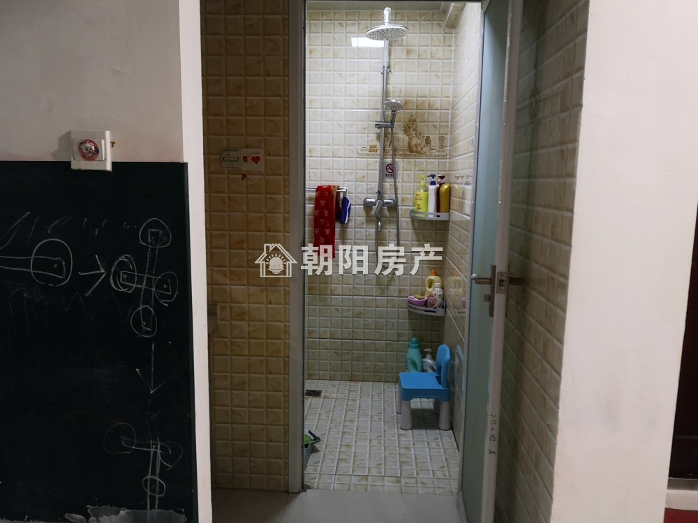 世纪天成 151平 南向三室二厅 精装 满两年 采光好