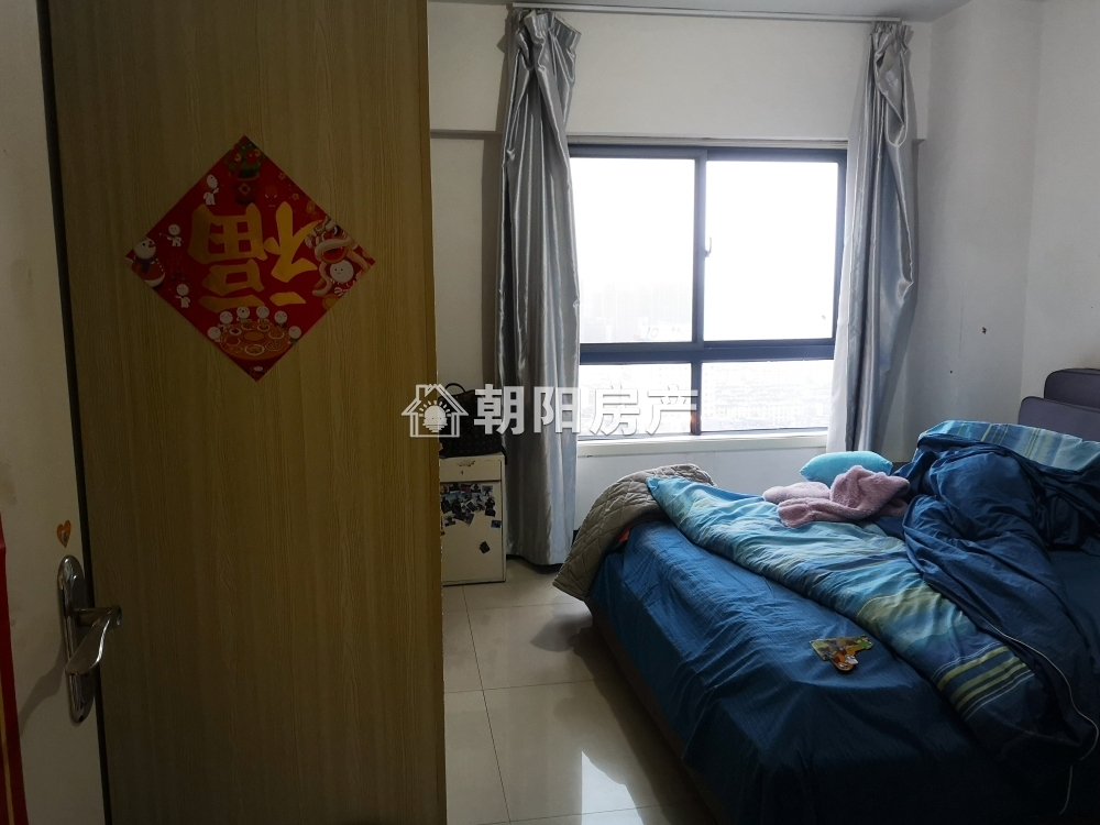 世纪天成 151平 南向三室二厅 精装 满两年 采光好