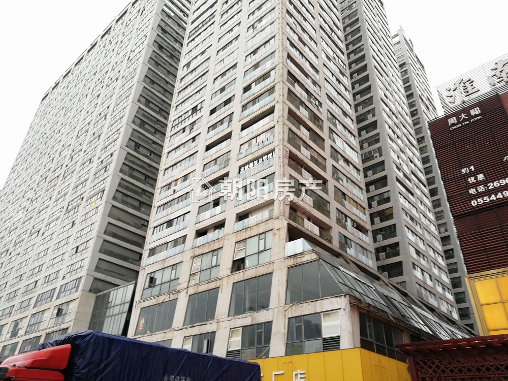 龙湖路一号 97平 东向两室两厅 简装 学区房 交通便利