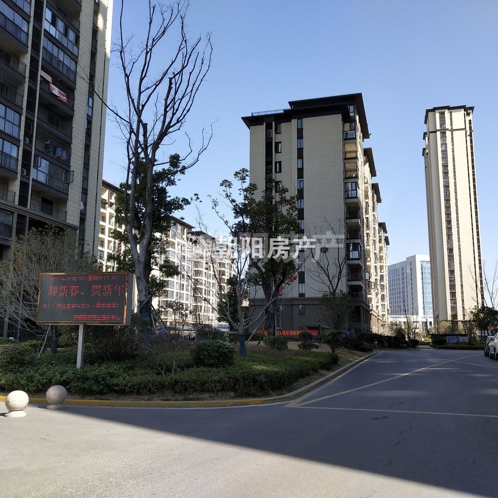 御景学府 114平 南向三室毛坯 学区房 交通便利 配套齐全