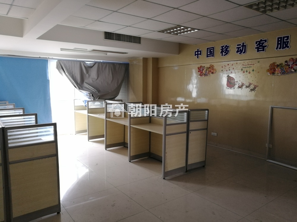 龙湖路一号 97平 东向两室两厅 简装 学区房 交通便利