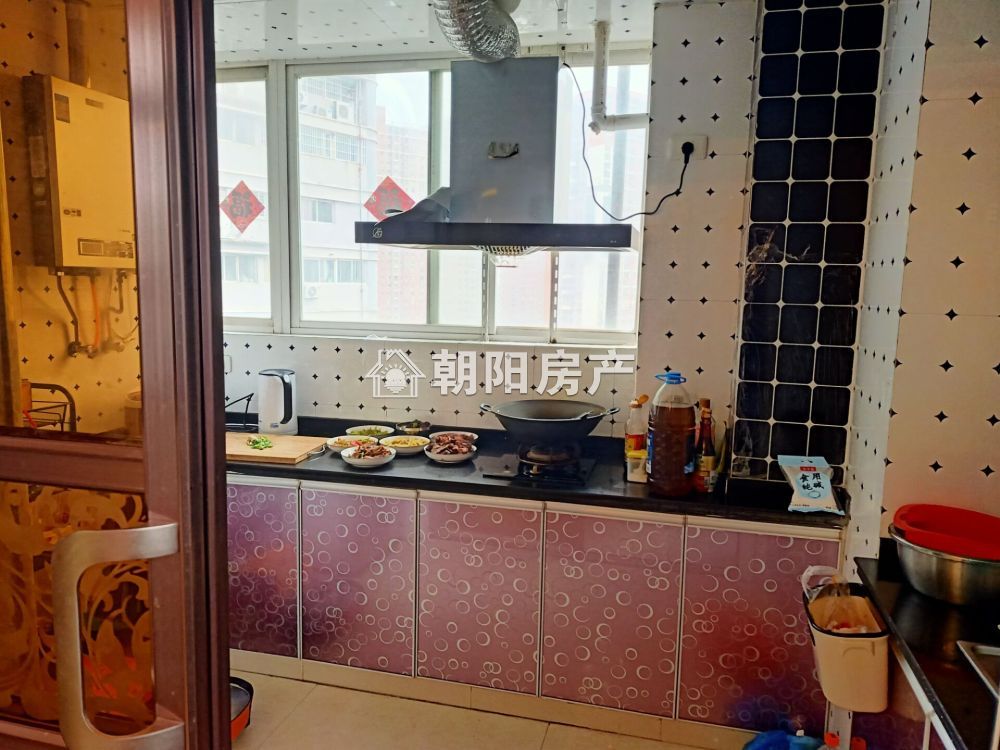 D壹街区 86平 南向豪装三居 学区房 交通便利