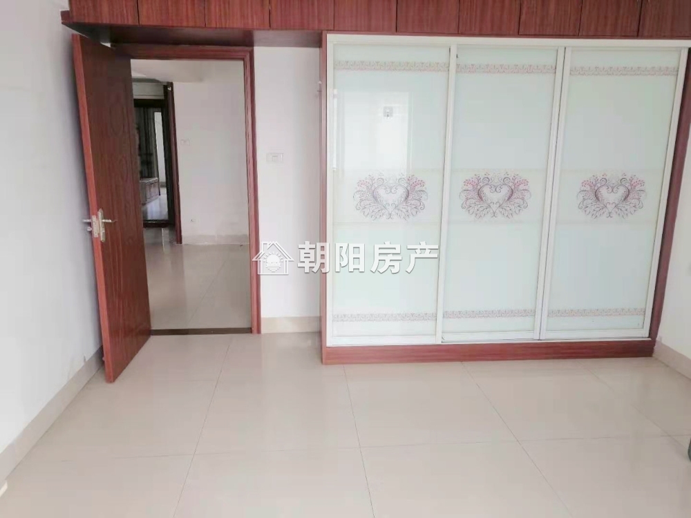 中央国际广场 101平 南向两室两厅 满两年 毛坯自由装修