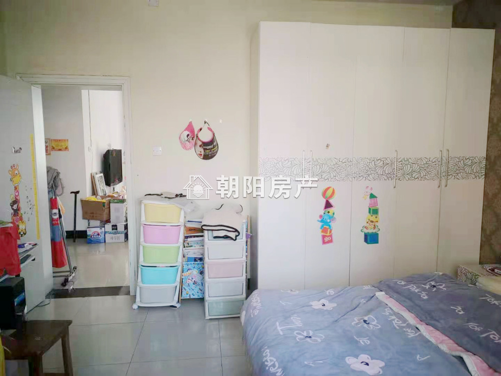 东苑新村 119平 东向三室二厅 交通便利 满两年 随时看房