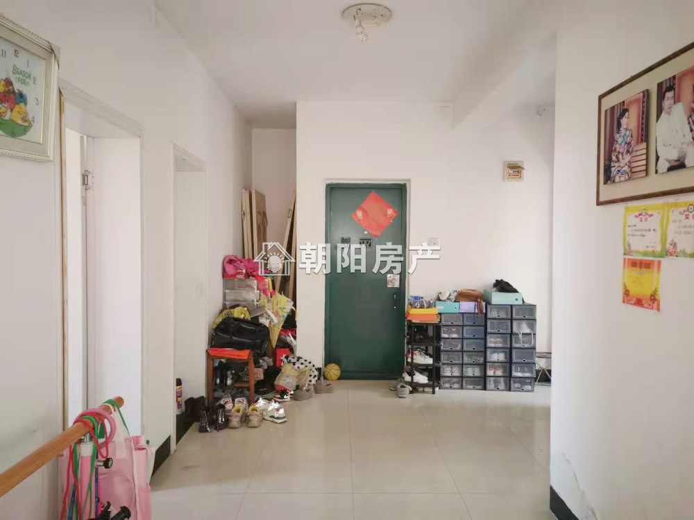 东苑新村 119平 东向三室二厅 交通便利 满两年 随时看房