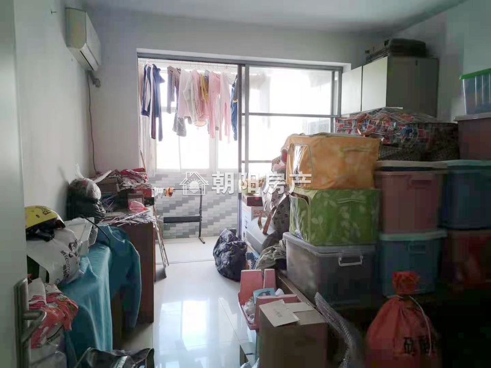 东苑新村 119平 东向三室二厅 交通便利 满两年 随时看房