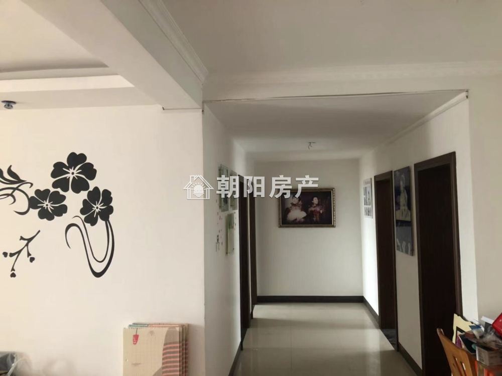 居仁村二区 115平 南向三室二厅 免税随时看房