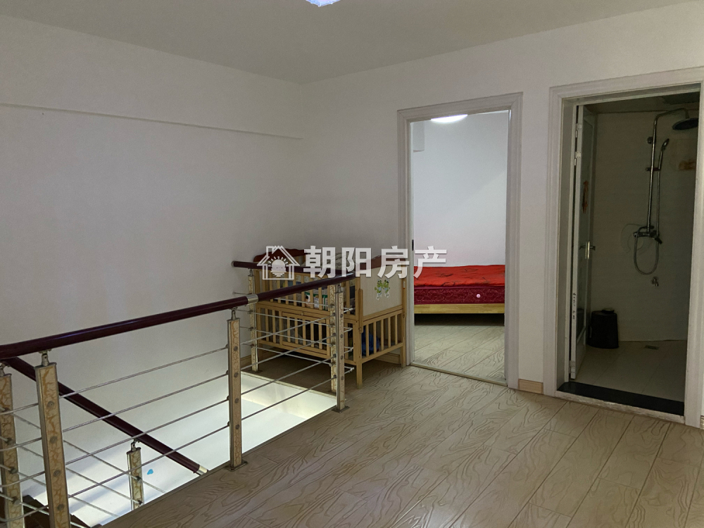 D壹街区 50平 东向两室一厅 精装 满两年 随时看房