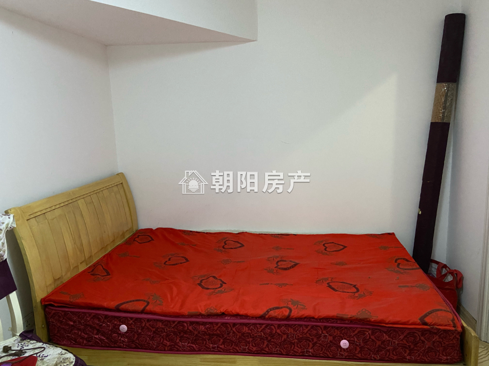 D壹街区 50平 东向两室一厅 精装 满两年 随时看房