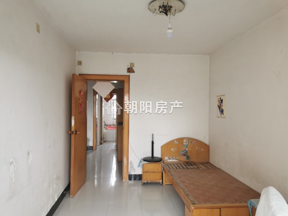 翡翠苑 70平 东向两室两厅 满两年 学区房 交通便利