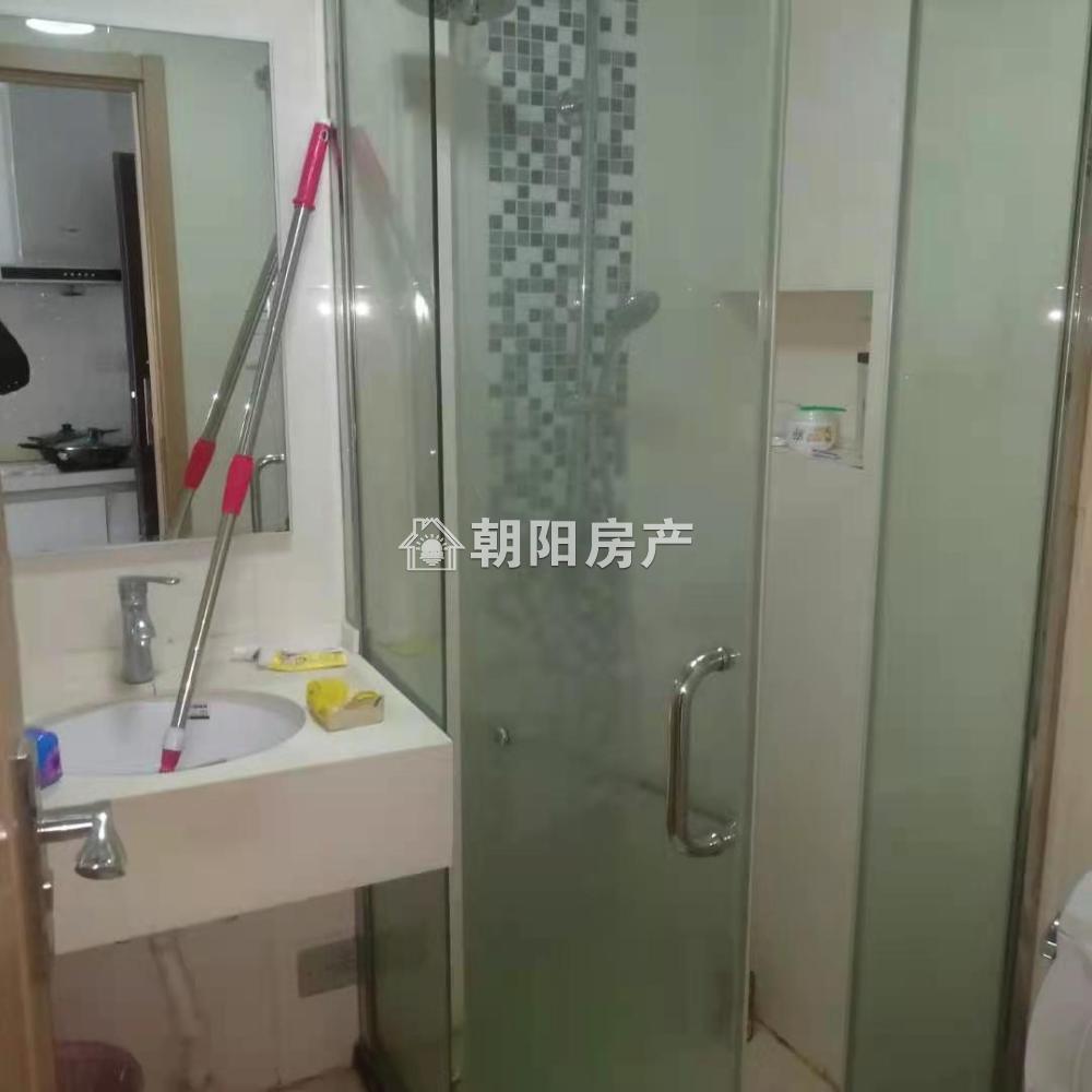银鹭万树城 42平 精装一室一厅 交通便利 配套齐全