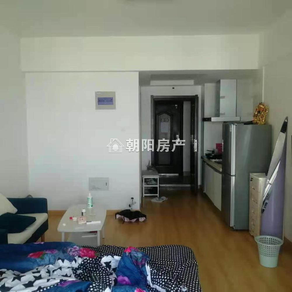 银鹭万树城 42平 精装一室一厅 交通便利 配套齐全
