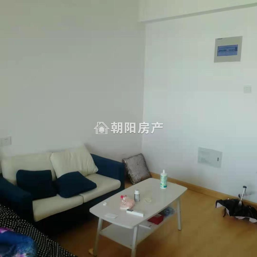 银鹭万树城 42平 精装一室一厅 交通便利 配套齐全