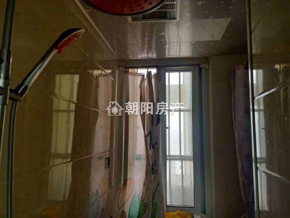 玺园 81平 南向两室两厅 精装学区房 满两年随时看房