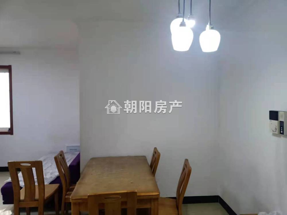 玺园 81平 南向两室两厅 精装学区房 满两年随时看房