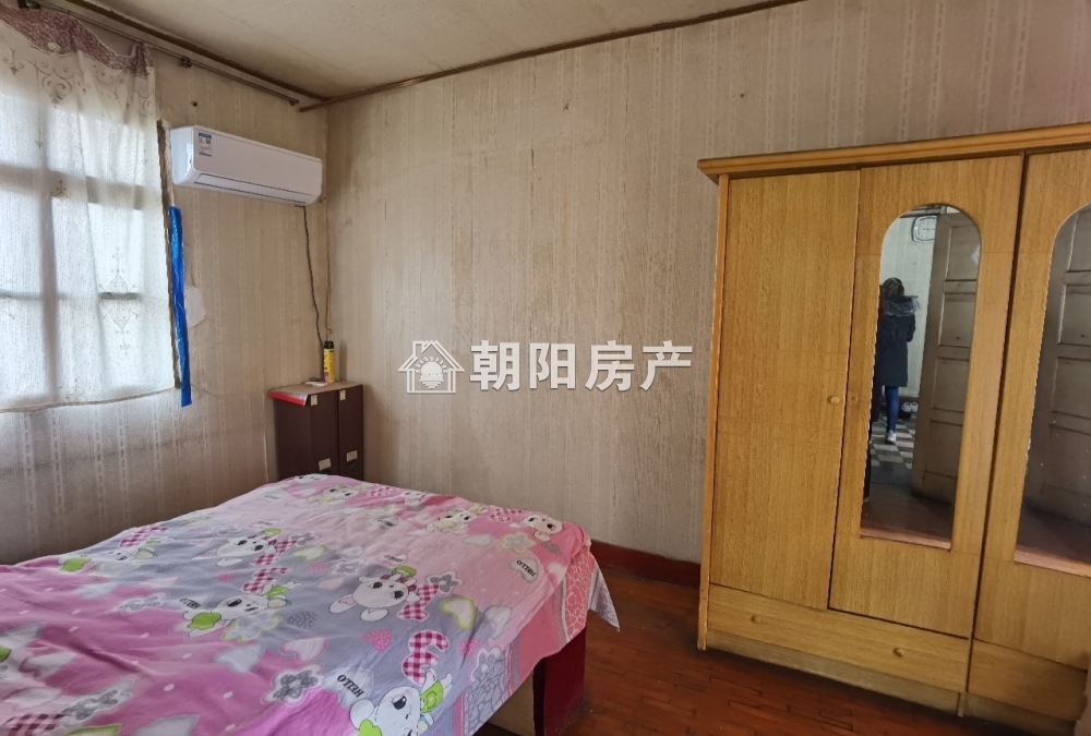 煤炭局大院 56平 南向两室 免税房 诚心出售