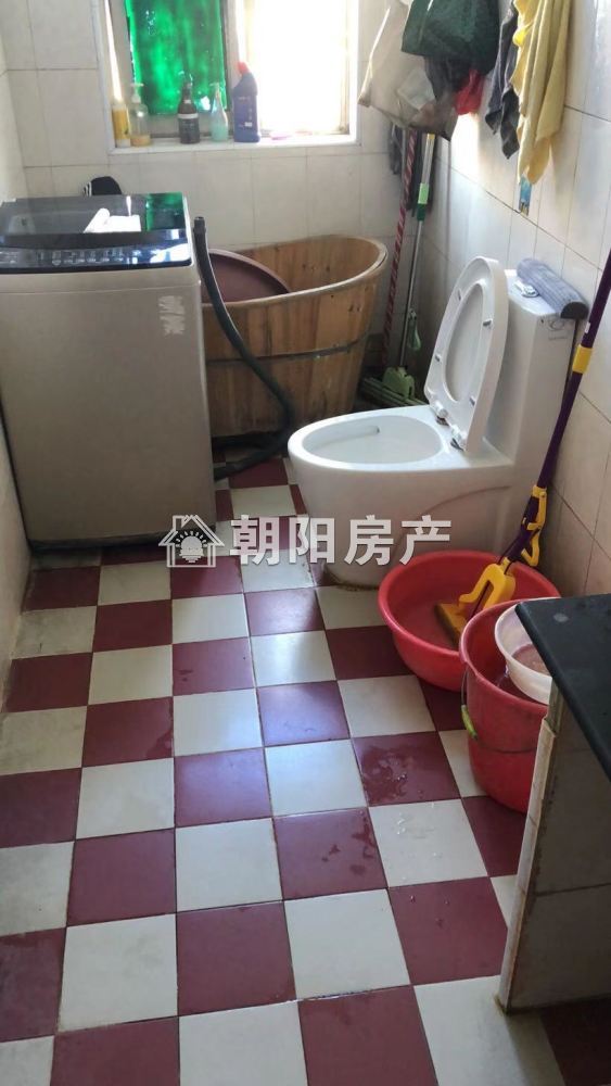 东苑新村 118平 南向三居 满两年 单价2542元