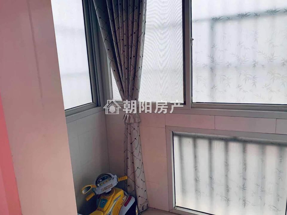 西都绿洲 92平 南向两室两厅 精装 配套齐全 采光好