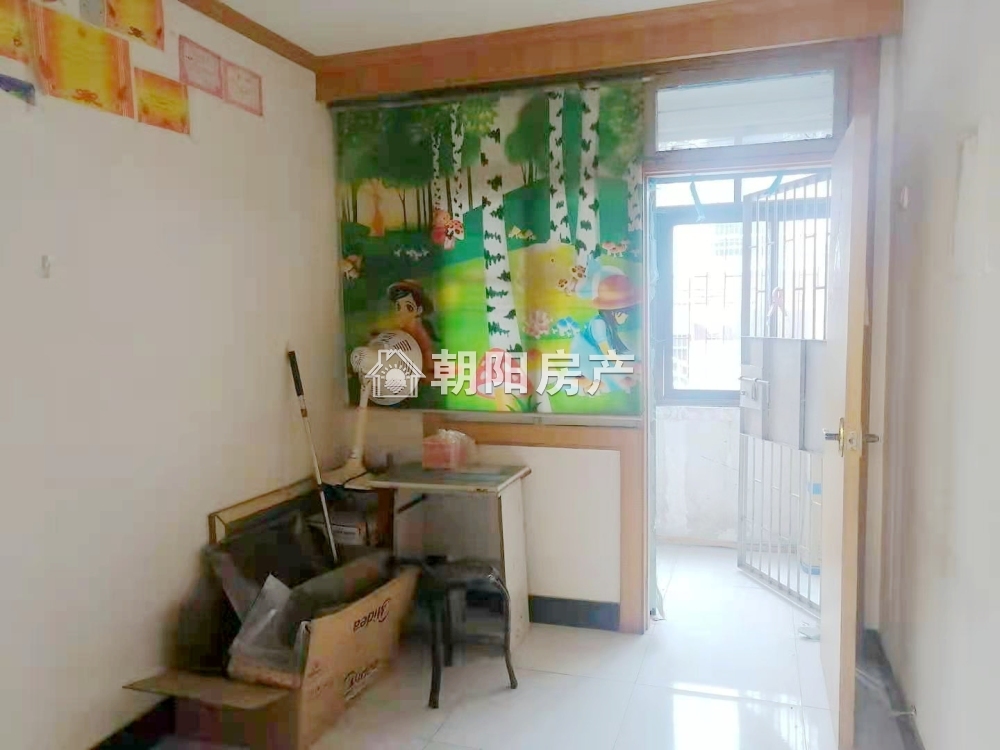 前锋一村 60平 南向两室一厅 简装 交通便利 学区房
