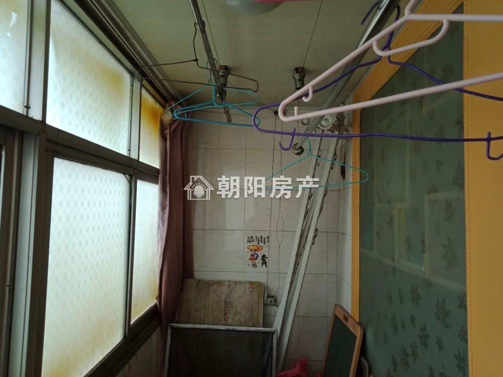 翠竹小区 62平 南向两室两厅 精装采光好 交通便利