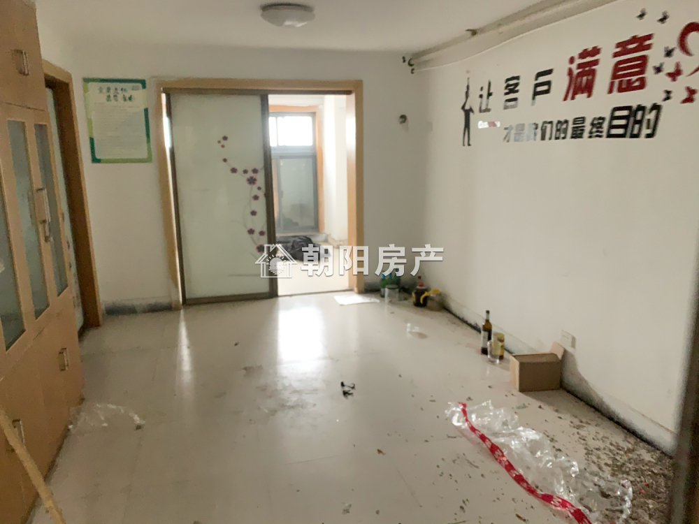 奥林花园 135平 临街旺铺 优质地段 人流密集