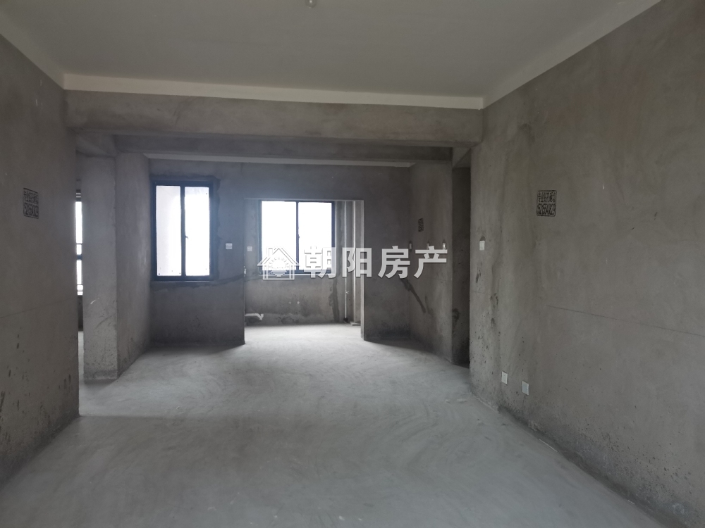 南山别院 121平 南向三室两厅 矿一中学区房 随时看房