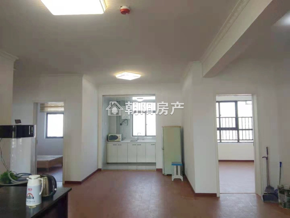 京澳广场 109平 南向三室 普装 5469元/平