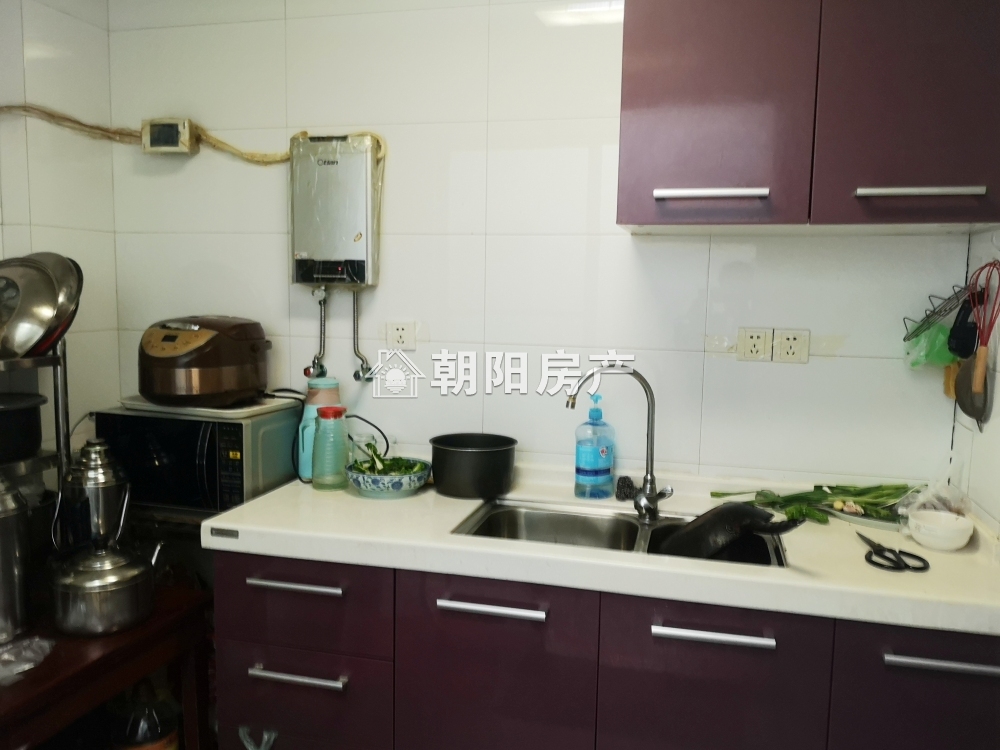 西湖天地 72平 南向精装一室一厅 交通便利配套齐全