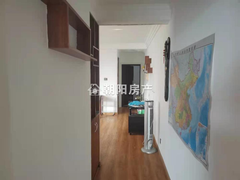 广场景苑 86平 南向两室精装 满两年 学区房 交通便利