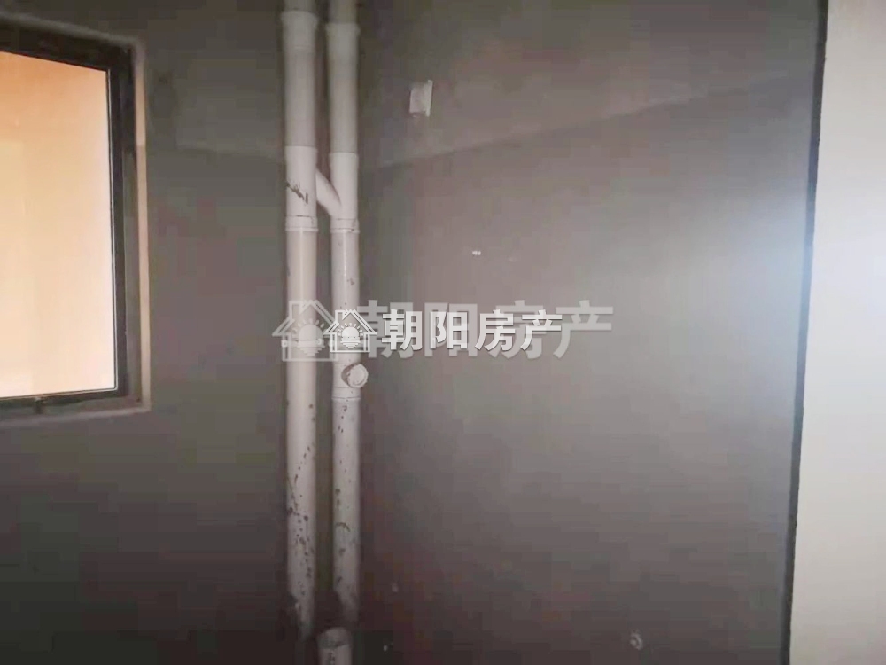 南山别院 78平 南向两室 毛坯 交通便利 环境好