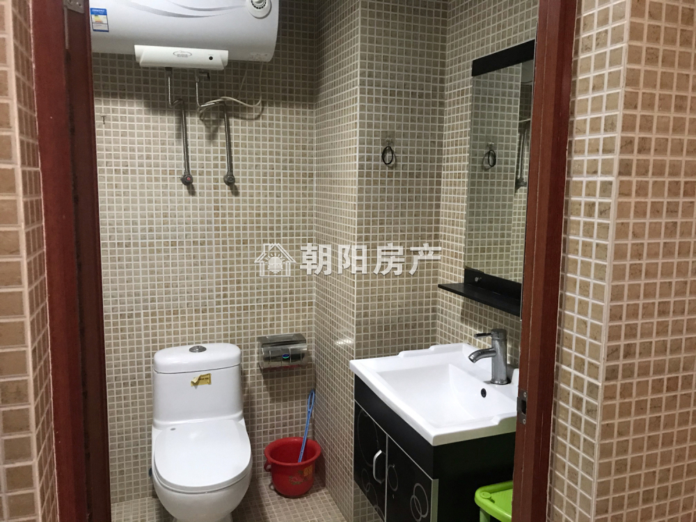 金地国际城 42平 南向一室一厅 满两年 总价低