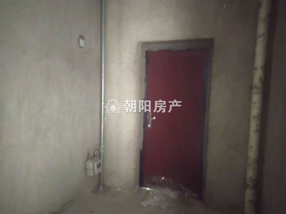 金融世家 141平 南向三室二厅 采光好 环境优美