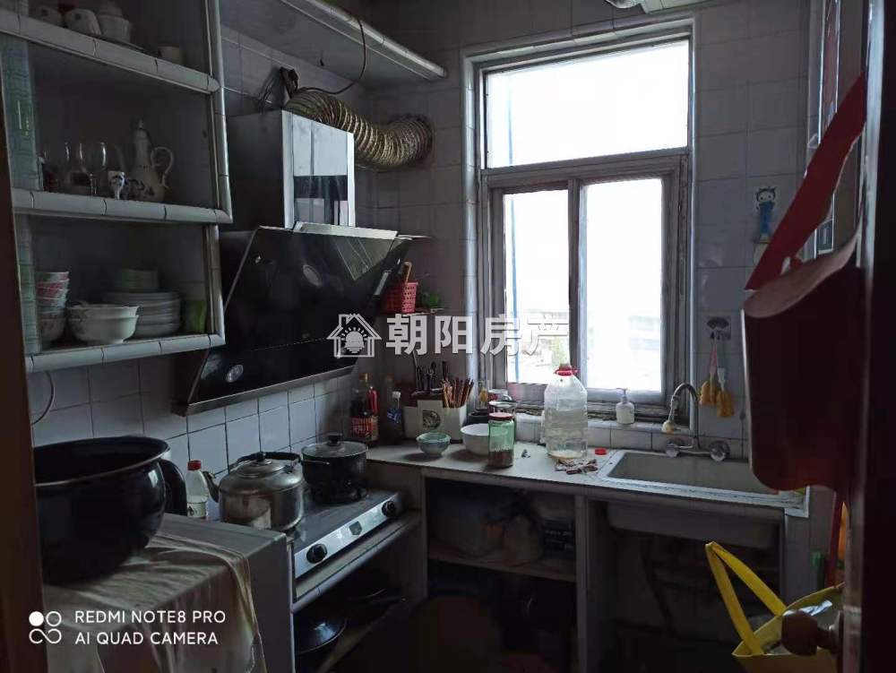 靠山村 70平 南向两室一厅 简装 学区房 交通便利