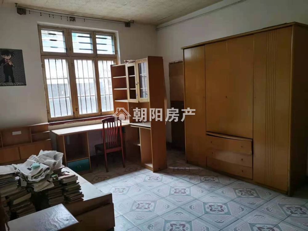 化建村 67平 南向两室两厅 学区房 满两年 单价2492元
