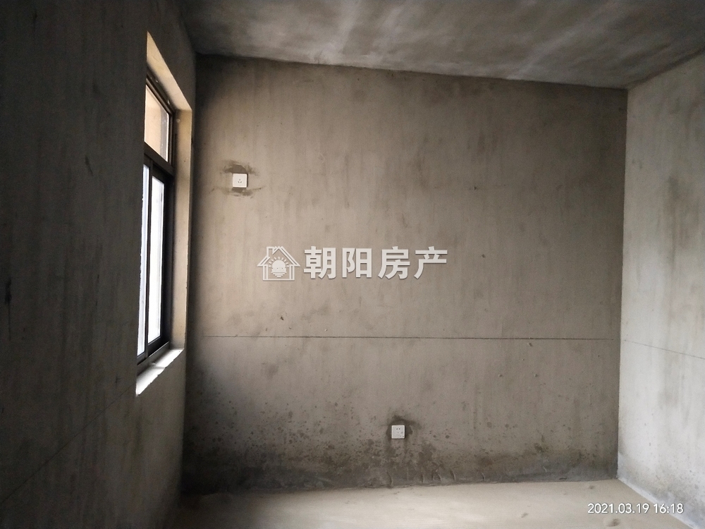 兰亭苑 110平 南向三室二厅 学区房 交通便利 采光好