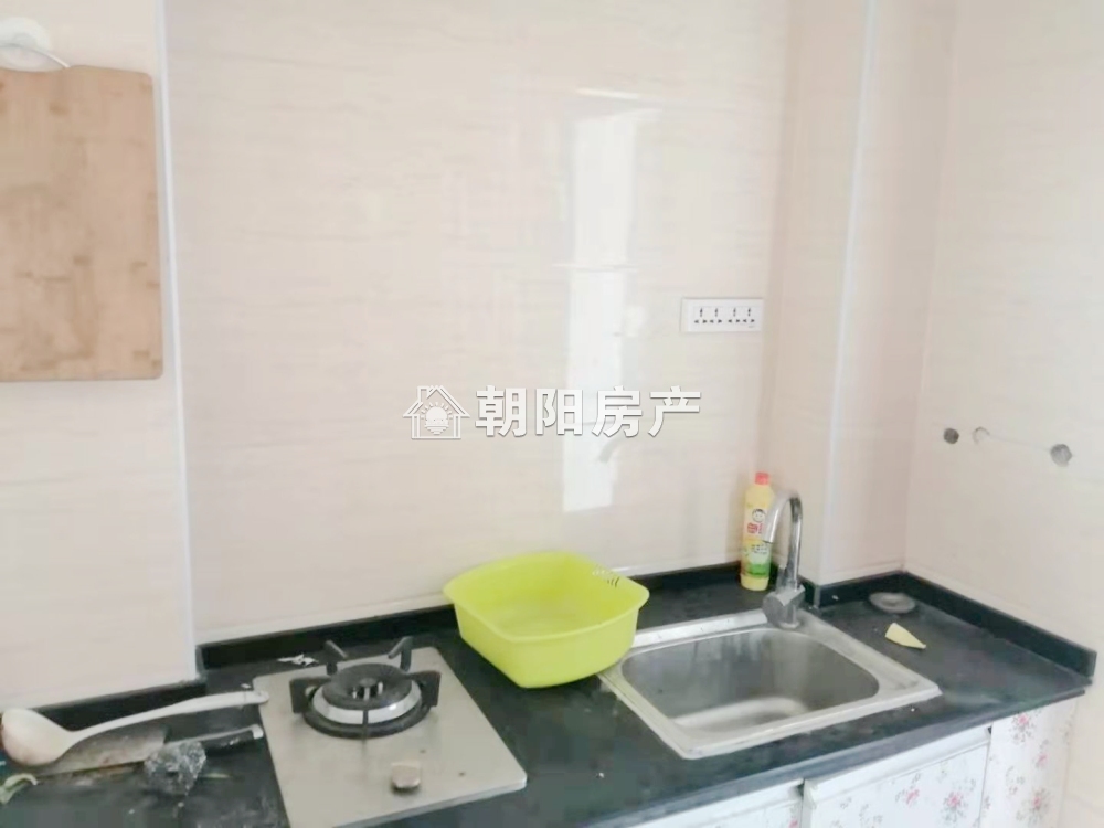 洞泉小区 40平 南向一室一厅 交通便利采光好随时看房