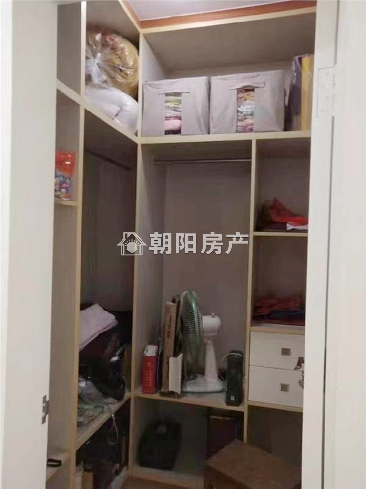 惠利中都二期 127平 南向三室二厅 精装 学区房 随时看房