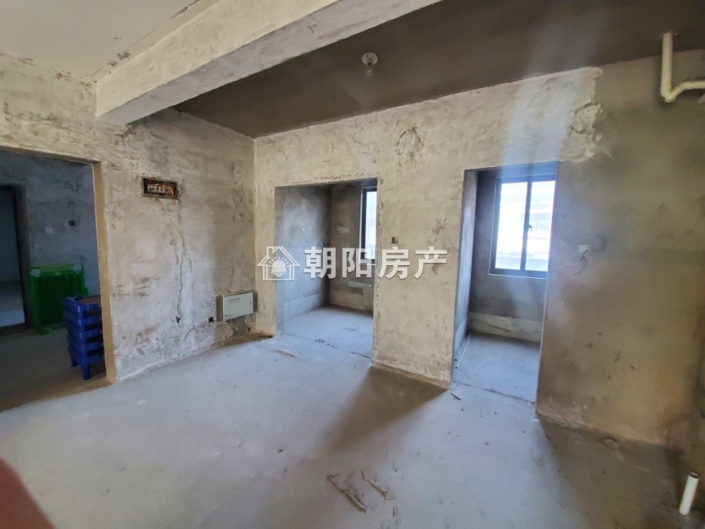 金地月伴湾四区 107平 南向三室二厅 满两年 随时看房