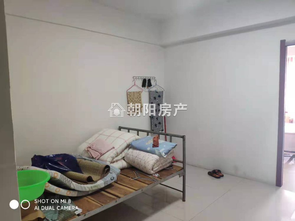 西湖春天精装公寓一室一厅出售!