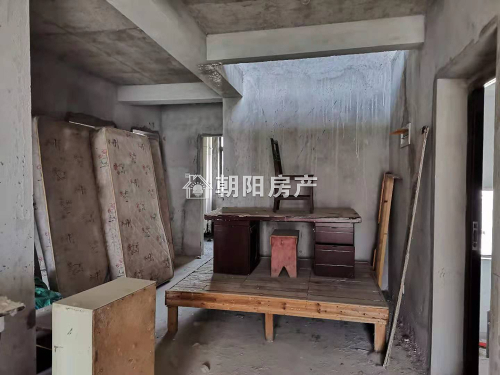 香樟苑四期 100平 南向三室二厅 采光好 随时看房