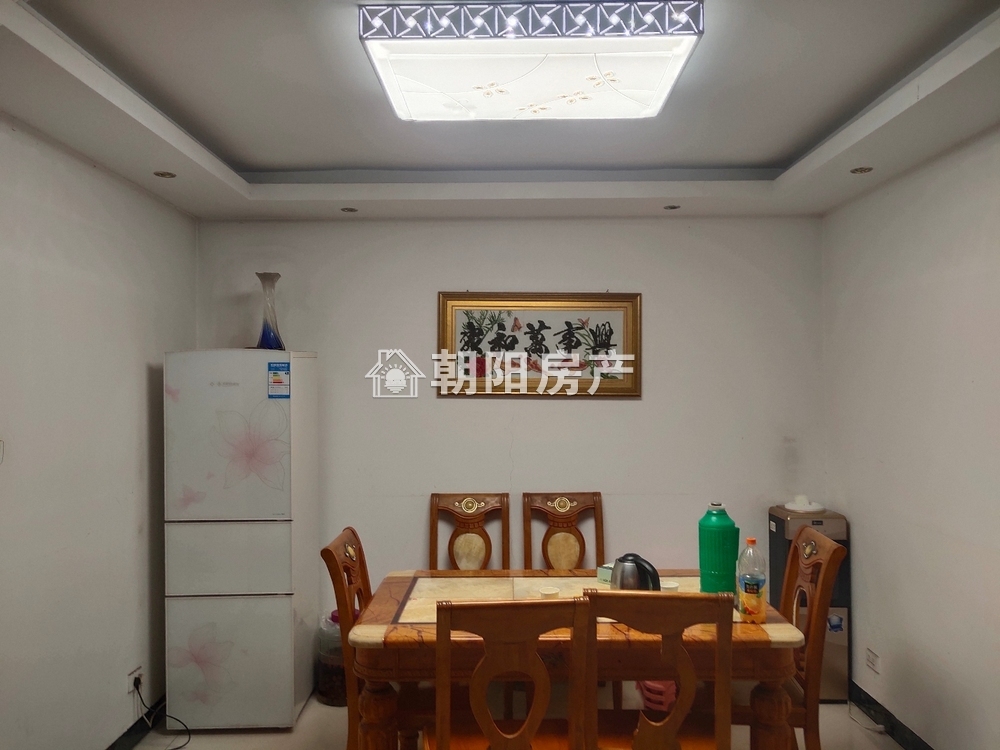 南苑小区 105平 朝南两室两厅 学区房 配套齐全 采光好