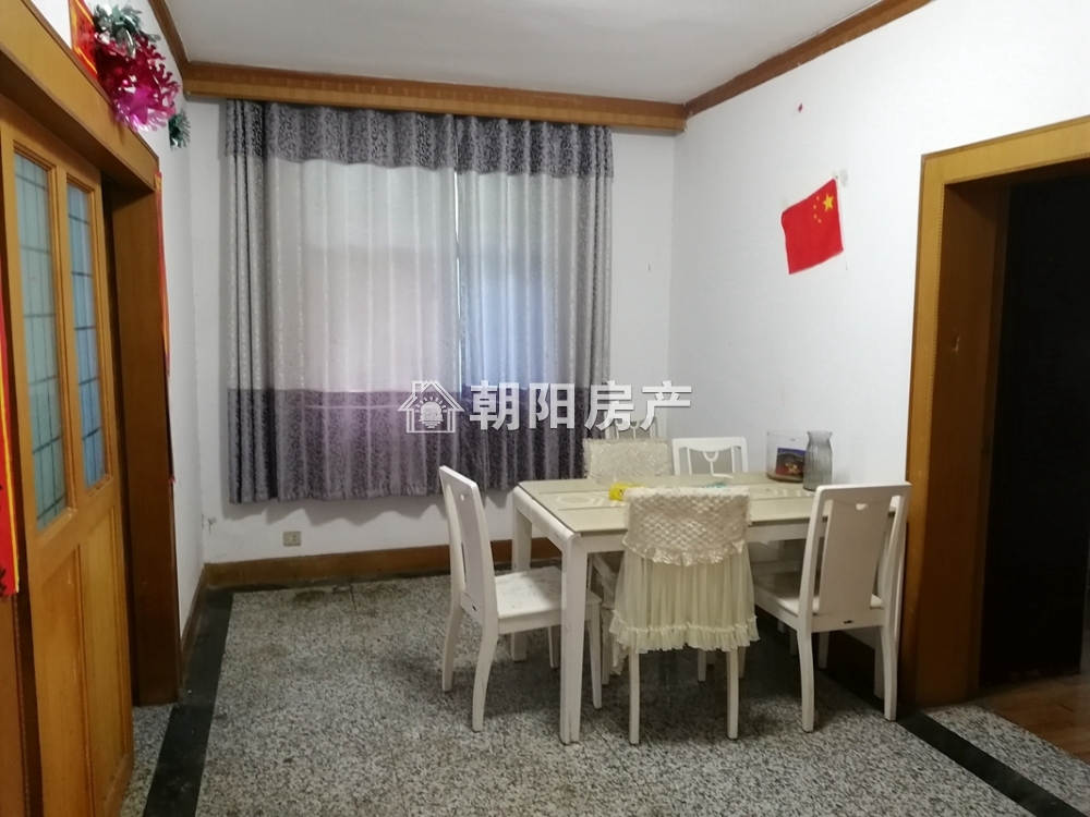 绿苑山庄 126平 三室二厅 南北通透 满两年 学区房 交通便利