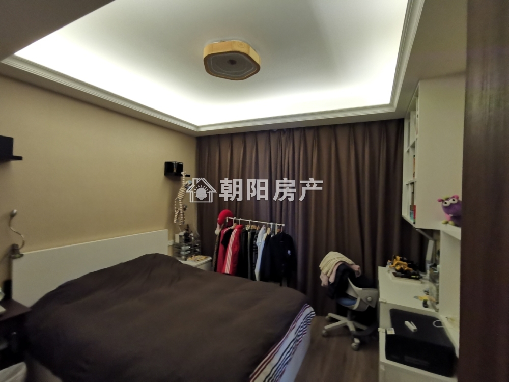 英伦联邦 98平 南向两室两厅 满五唯一 精装拎包入住