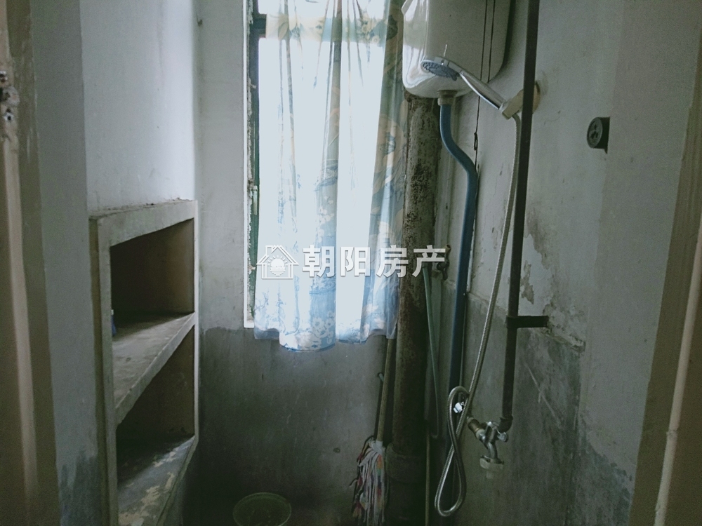 桂苑东区 57平 朝南两室一厅 满两年 采光好 交通便利