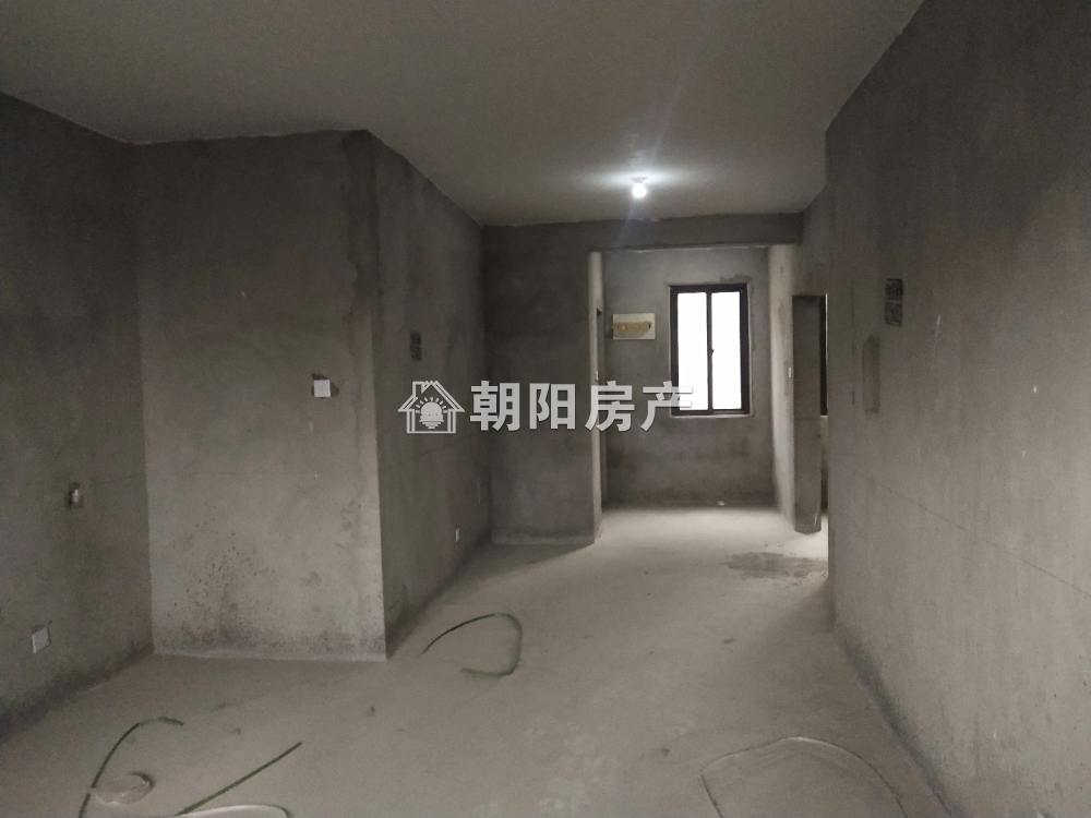 泉山湖公园里 109平 三室二厅 学区房 随时看房 采光好