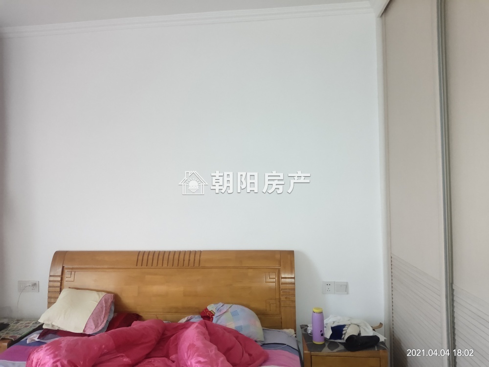 西湖春天 84平 南向精装两室 满两年 学区房 交通便利