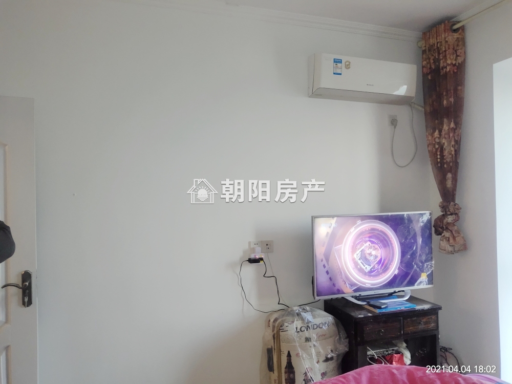 西湖春天 84平 南向精装两室 满两年 学区房 交通便利